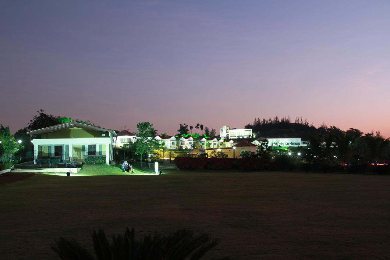 Savana Lake Resort ناسيك المظهر الخارجي الصورة