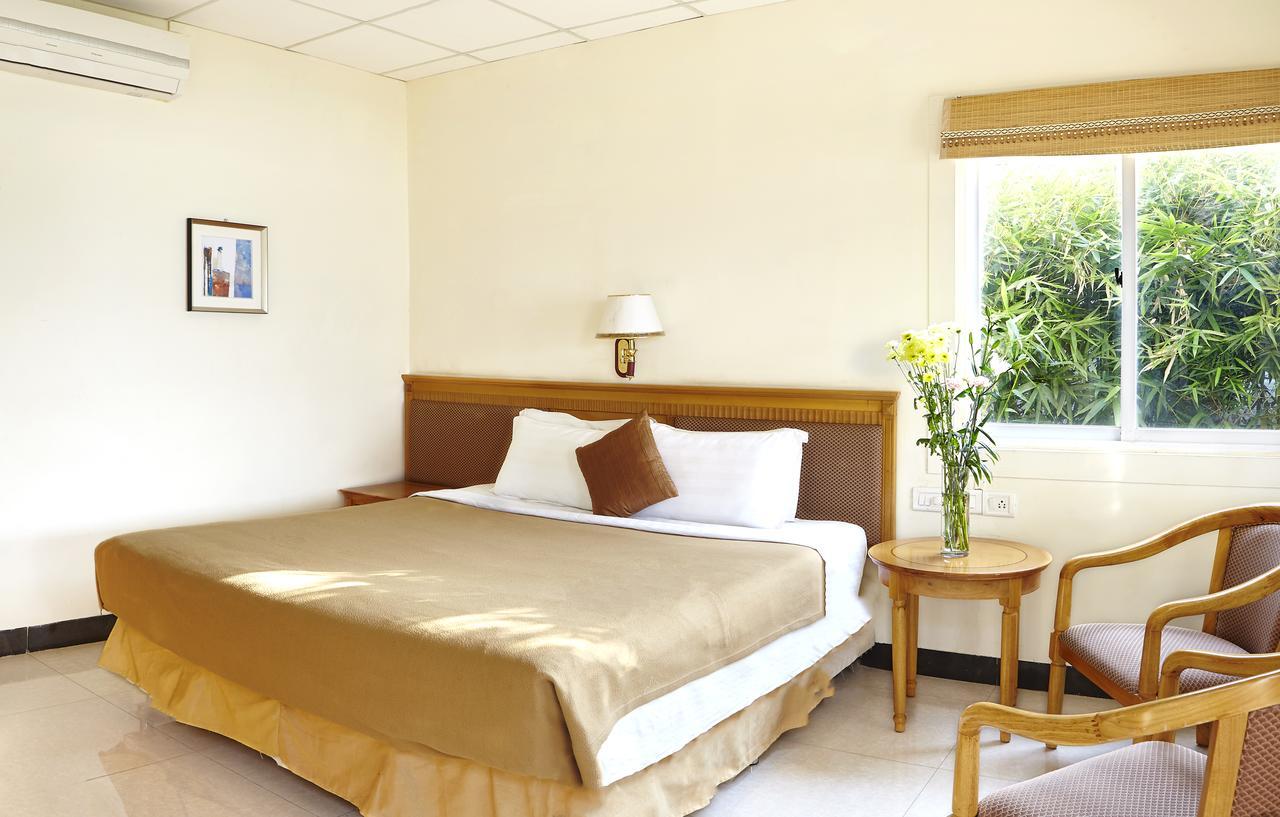 Savana Lake Resort ناسيك المظهر الخارجي الصورة