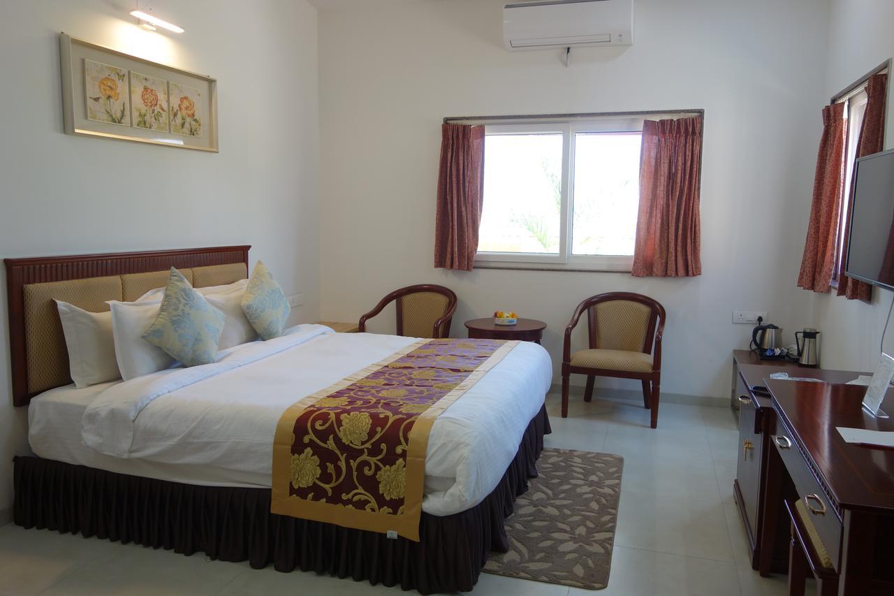 Savana Lake Resort ناسيك المظهر الخارجي الصورة